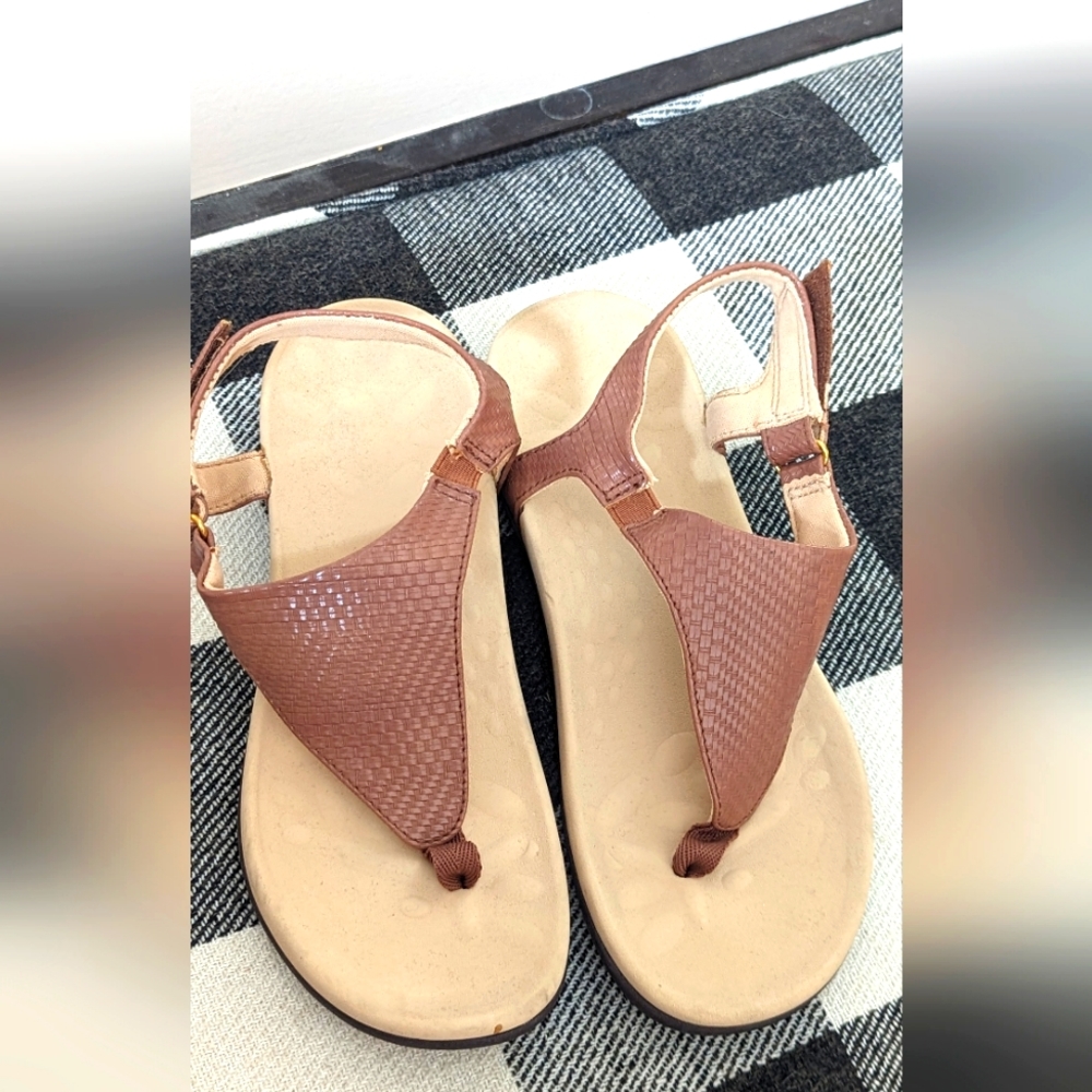 Women's Megnya Sandals